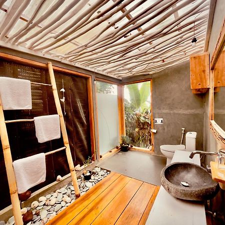 Hotel Manulalu Jungle Bajawa Exterior foto
