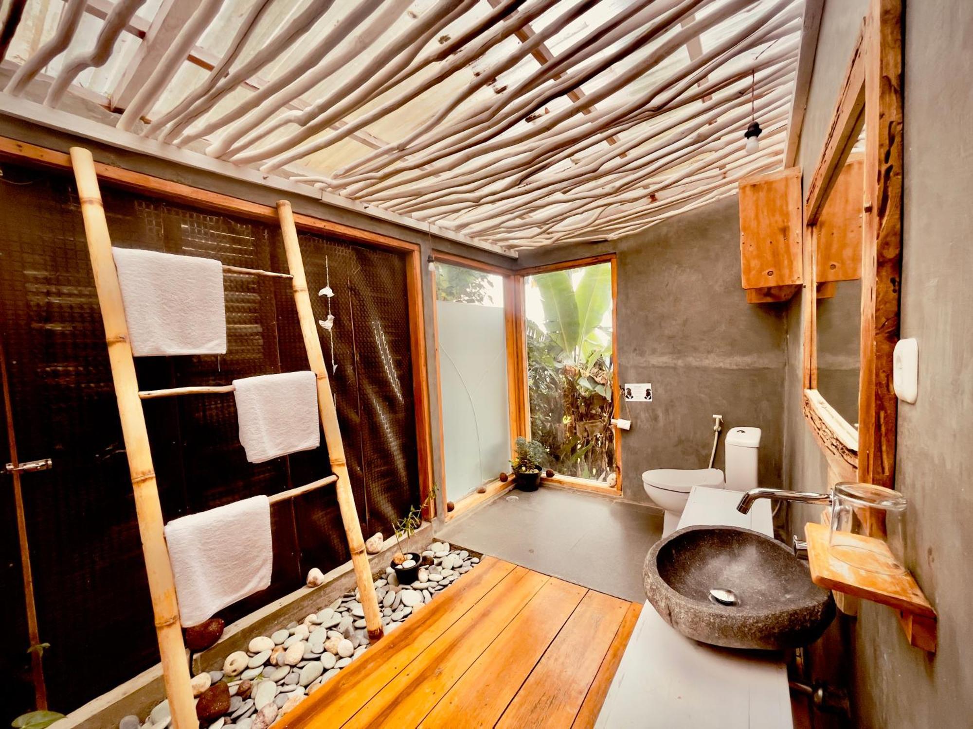 Hotel Manulalu Jungle Bajawa Exterior foto